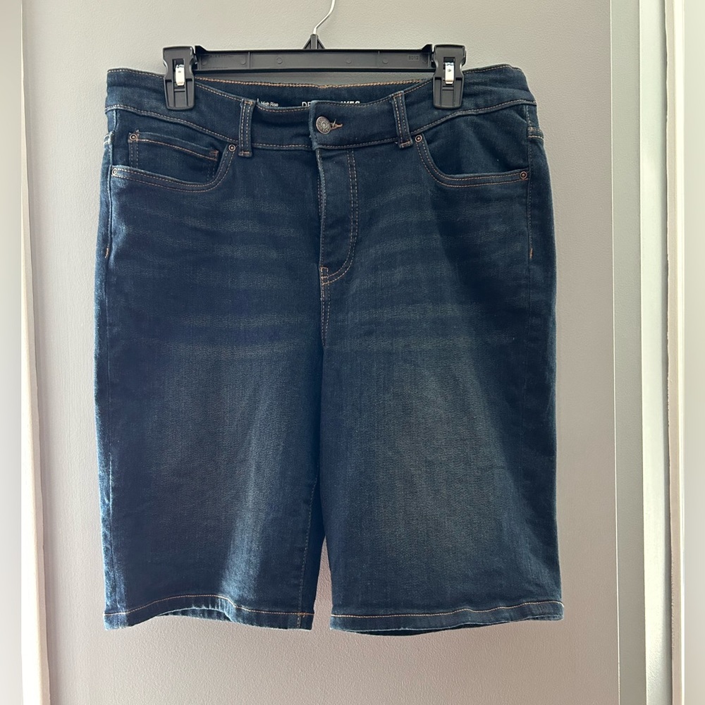 (14)Denver Hayes Bermuda shorts